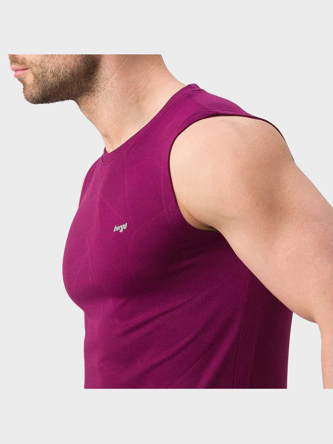 Men Slim Fit Sleeveless T-shirt - Image 5