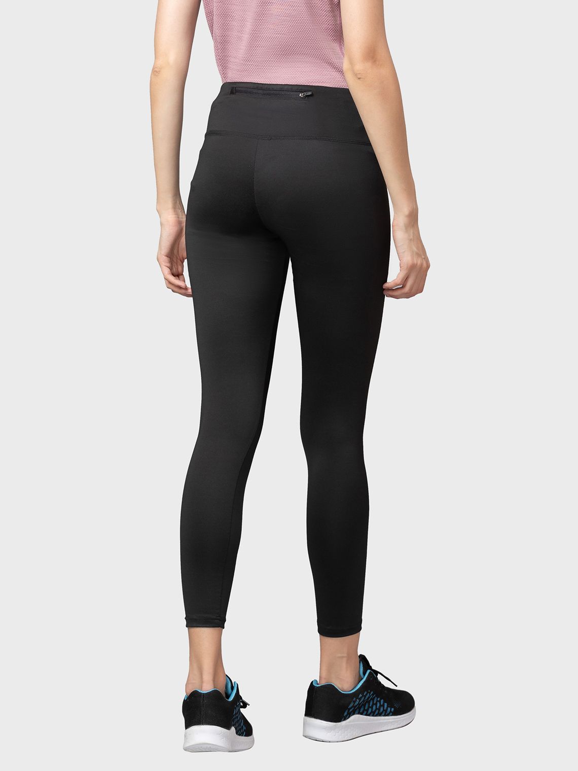Women Slimfit Highwaist Tights - Image 2