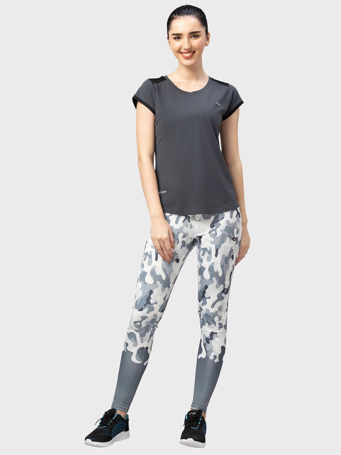 Women Slimfit Camo Tights - Image 6