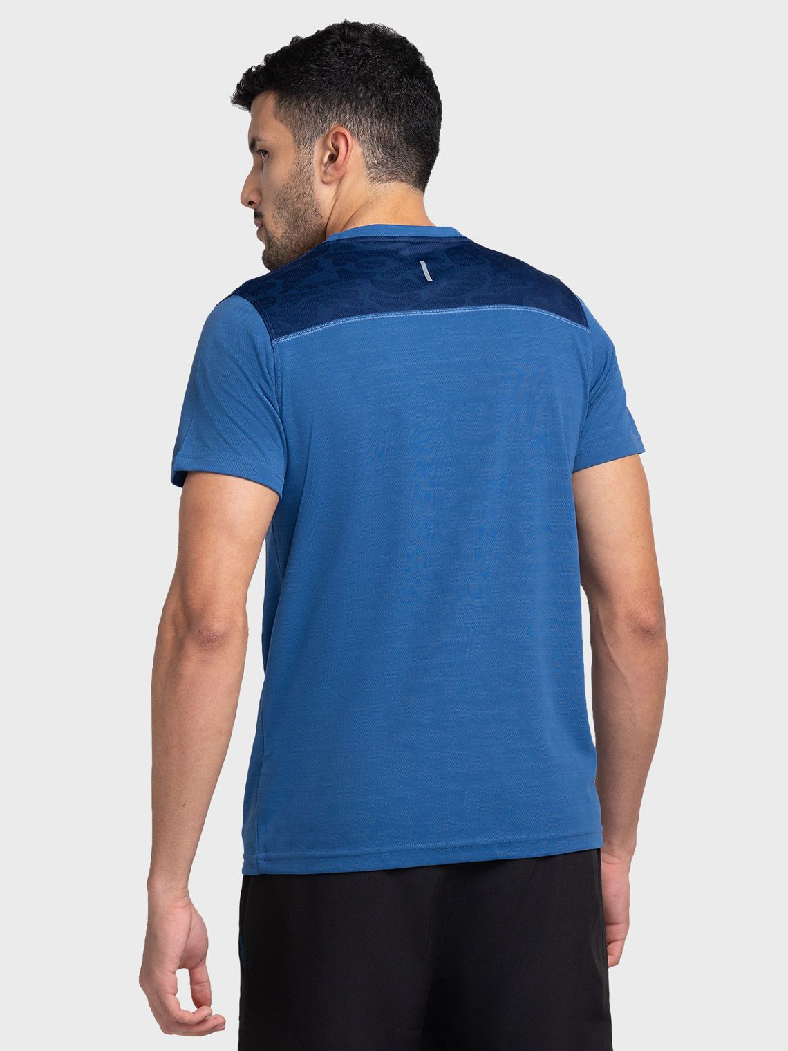 Men Round Neck Jacquard Camo T- shirt - Image 3