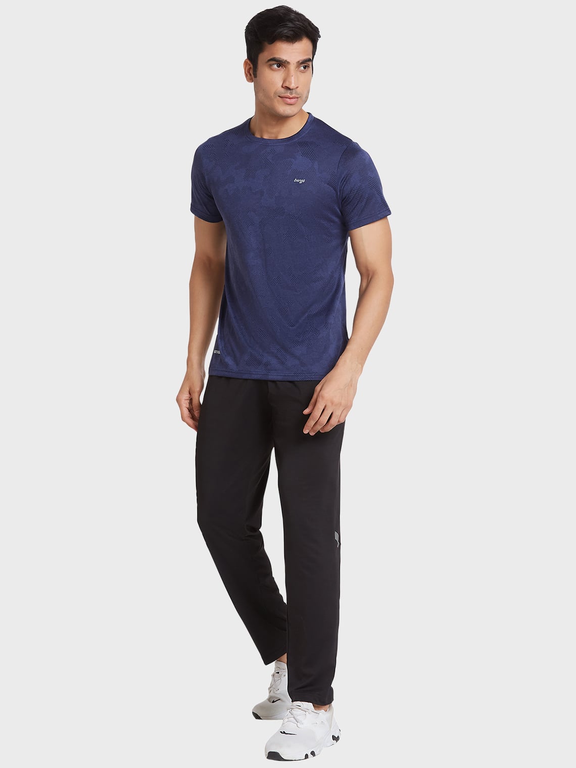 Men Jacquard Round Neck Camo T-shirt - Image 2