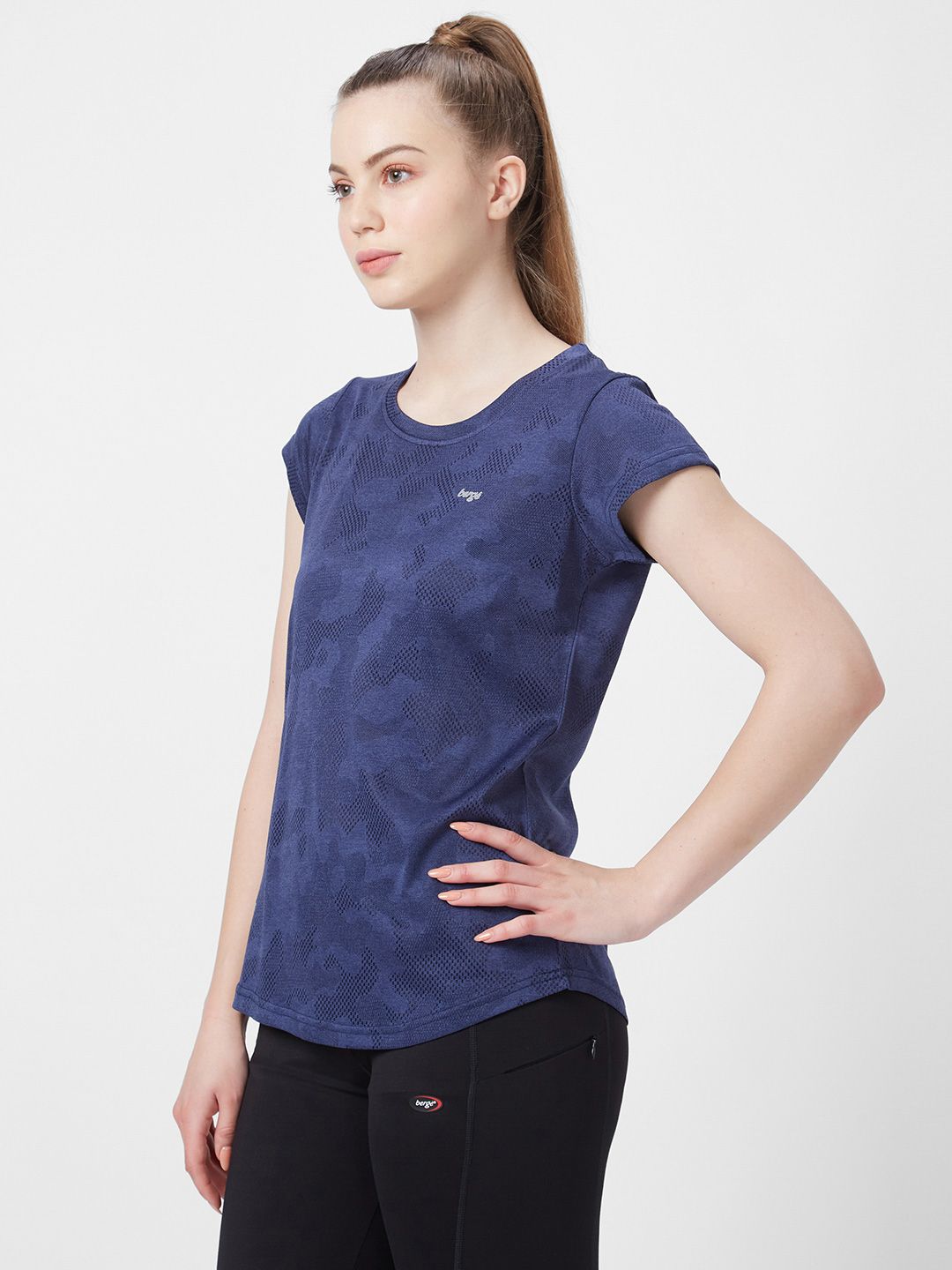 Women Camo Self Design Sports Slim Fit T-shirt - Image 4
