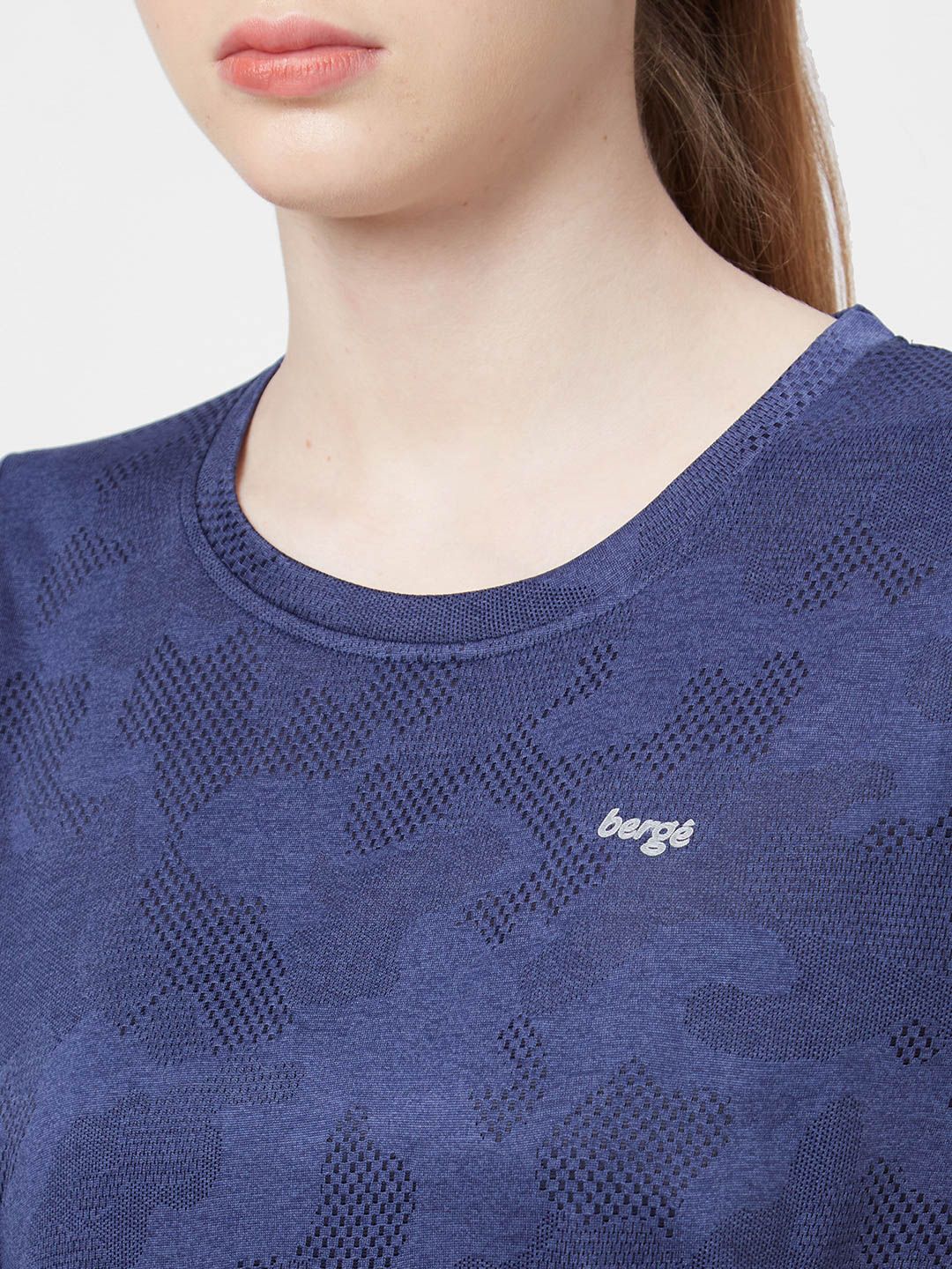 Women Camo Self Design Sports Slim Fit T-shirt - Image 5