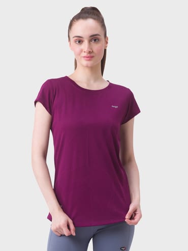 Women Self Design Round Neck Slim Fit T-shirt